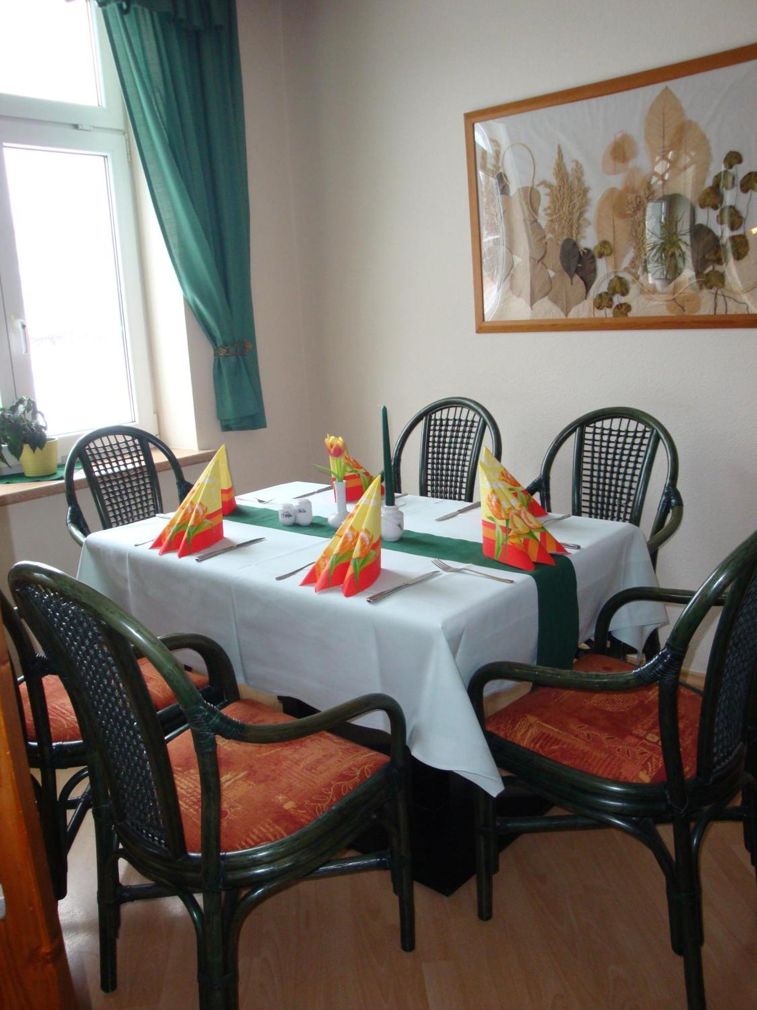 Hotel Friesen Werdau Bagian luar foto