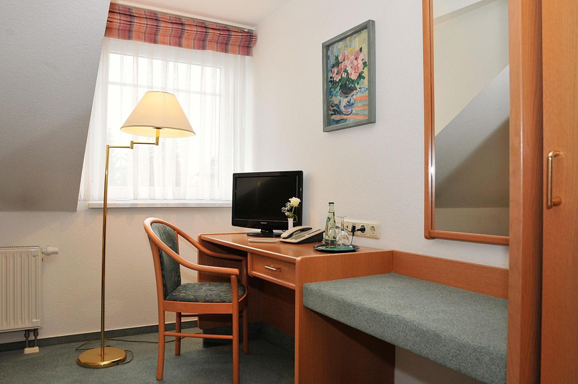 Hotel Friesen Werdau Ruang foto